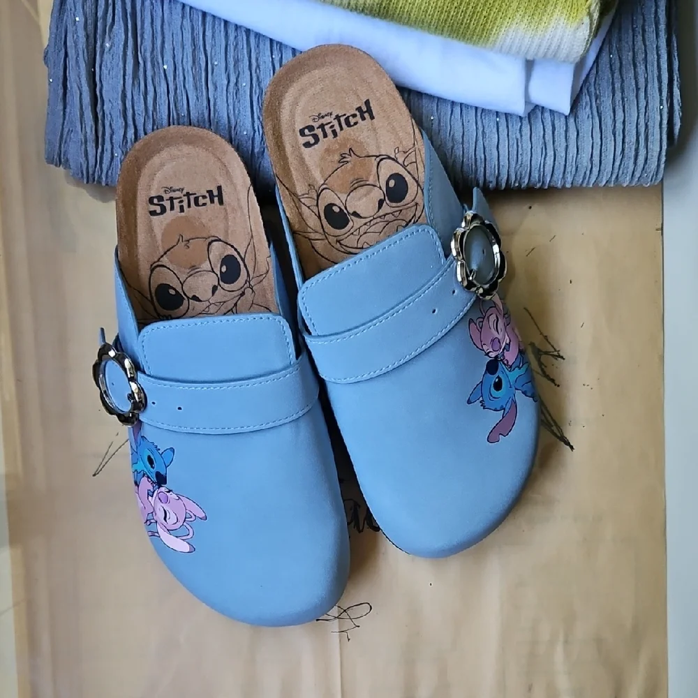 Disney Lilo&Stitch Footbed Clogs - Picture 2 of 16